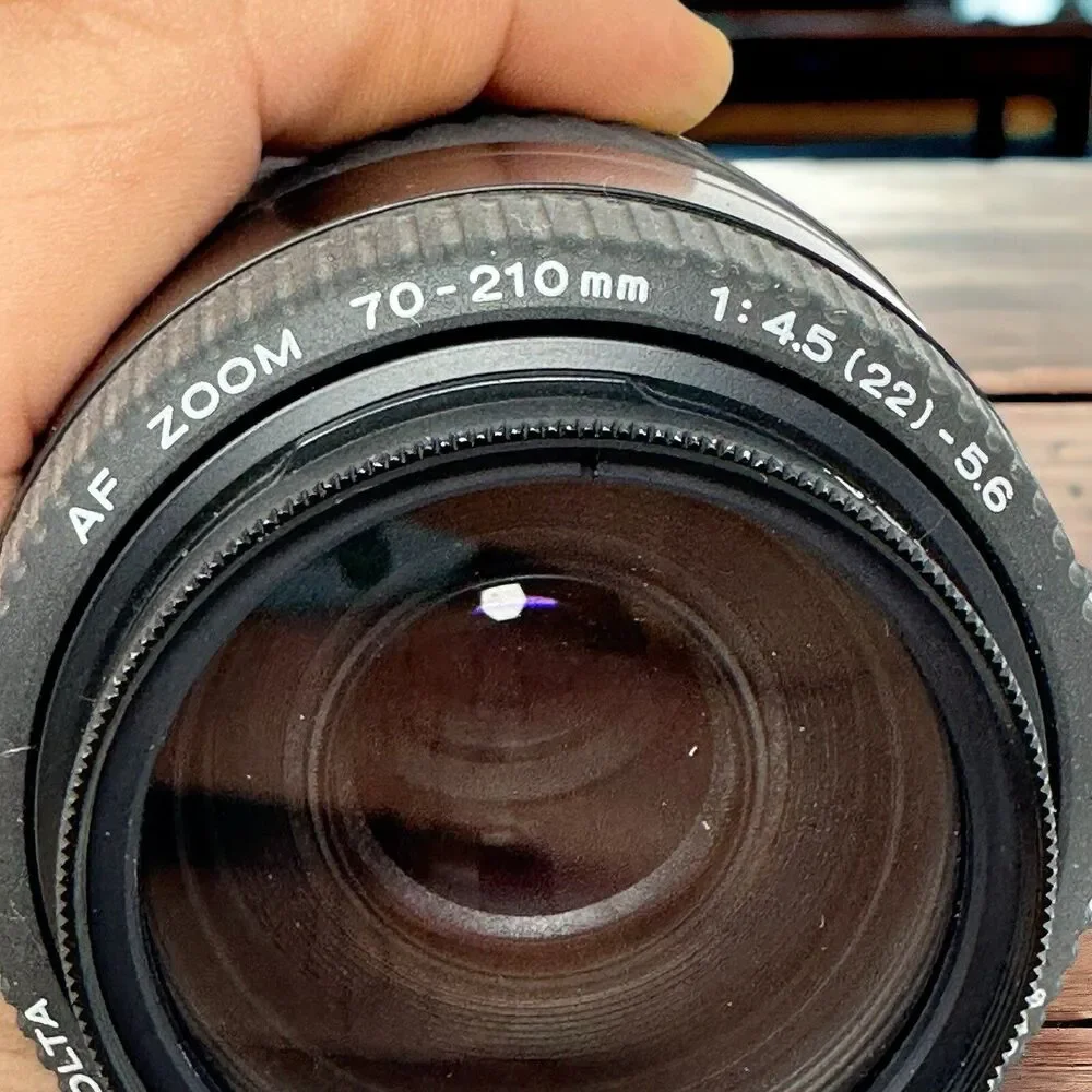 Minolta AF Zoom 70-210mm 1:4.5-5.6 Lens w/ Tiffen Cap & Case